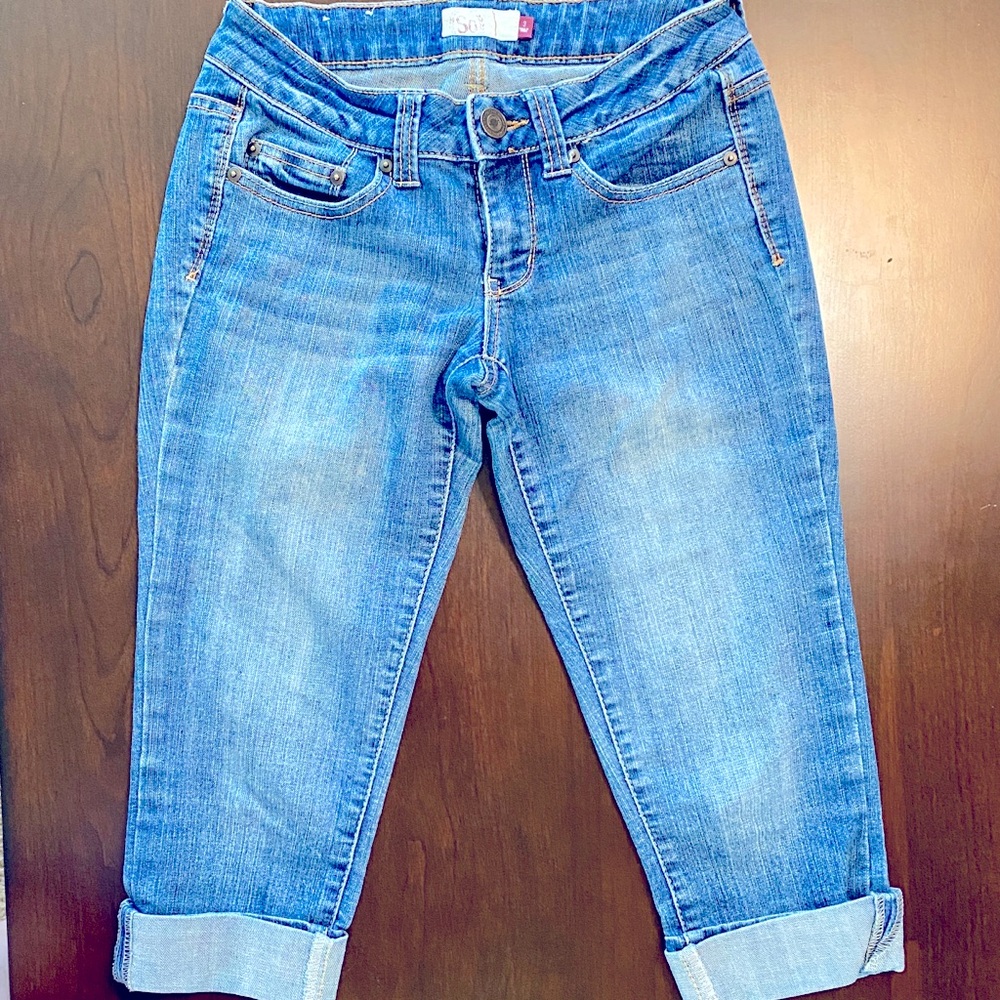 Women’s Junior Size 3 Crop Jeans